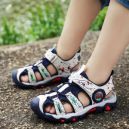Первые сандалии для ребенка – на что обратить внимание перед покупкой?